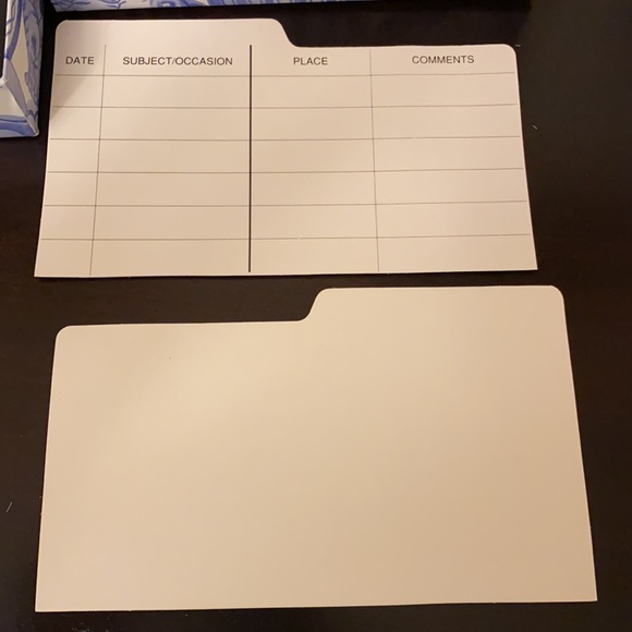 🆕 Small Storage Box with Lid - Picture 9 of 11